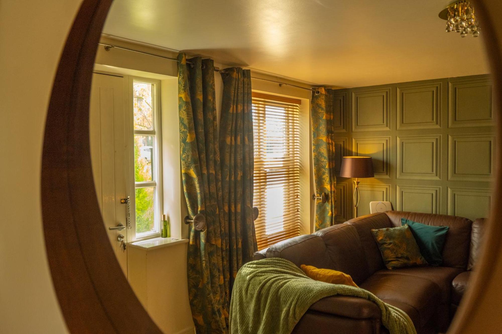 14 Castlegate, Tutbury Villa Bagian luar foto